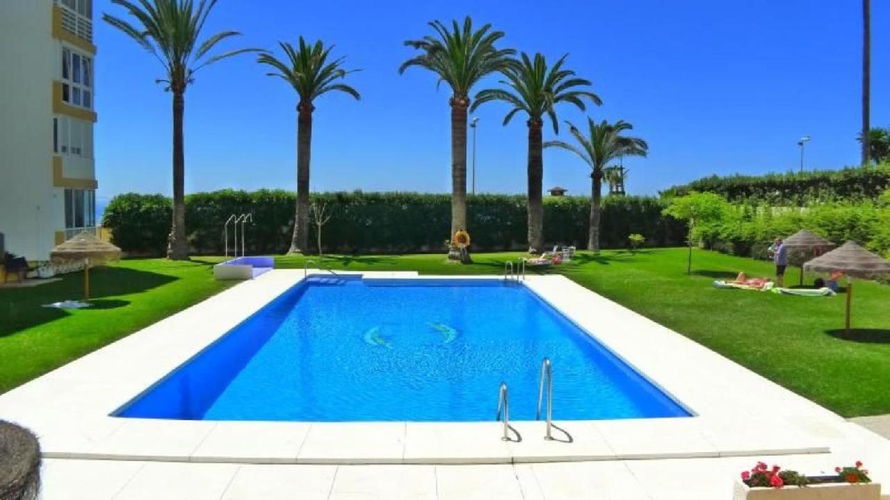 Studio Beso Del Mar Apartment Nerja Bagian luar foto